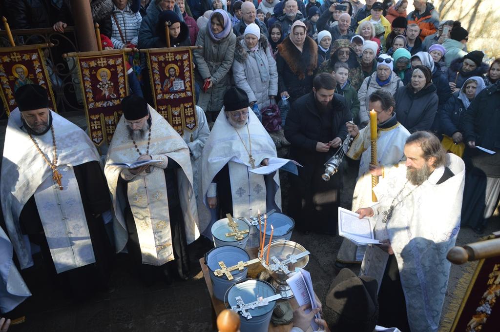 В праздник Крещения Господня в Кисловодске освятили воды