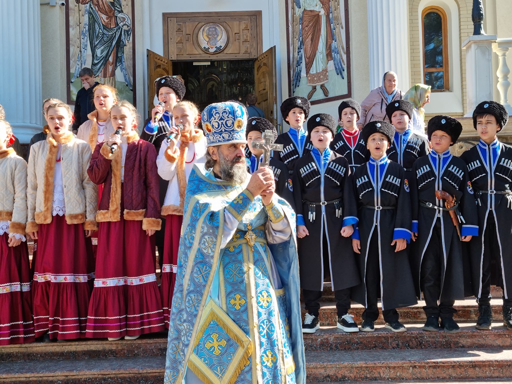 Праздник Покрова Пресвятой Богородицы отметили в Никольском соборе