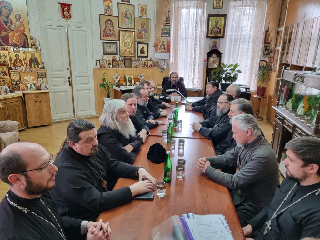 В Кисловодском благочинии духовенство ознакомилось с новыми документами